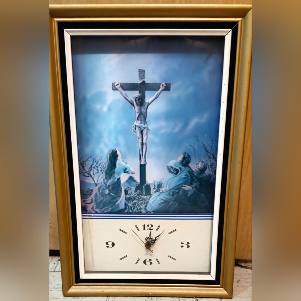 Jesus 3D Clock